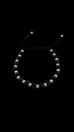 Bratara Pietre Semipretioase PlacataAur Snur 5 confectionata din pietre semipretioase, placata aur, de calitate superioara. Fabricate cu atenție la detalii și din materiale de cea mai înaltă calitate, aceste brățări adaugă o notă distinctivă oricărei ținute.